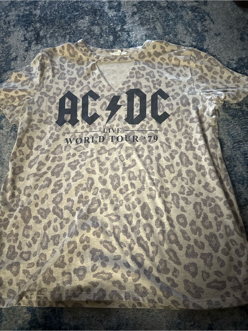 Women Maurice’s top